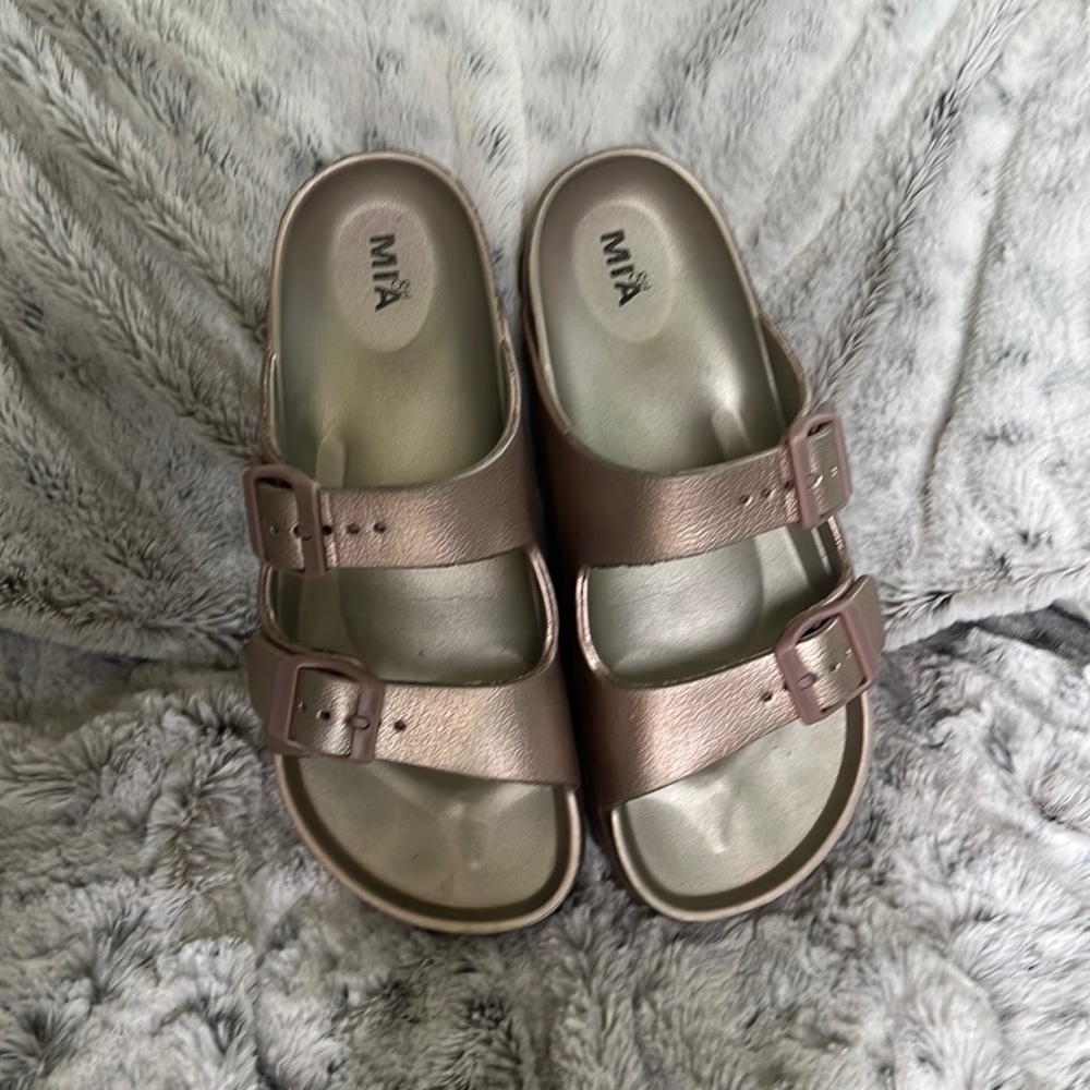 Gently used MIA pink metallic sandals